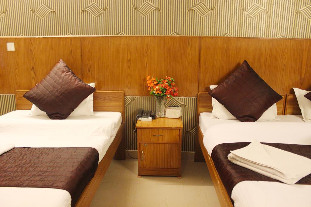 Hotel Delhi Marine Club C6 Vasant Kunj New Delhi Exterior photo